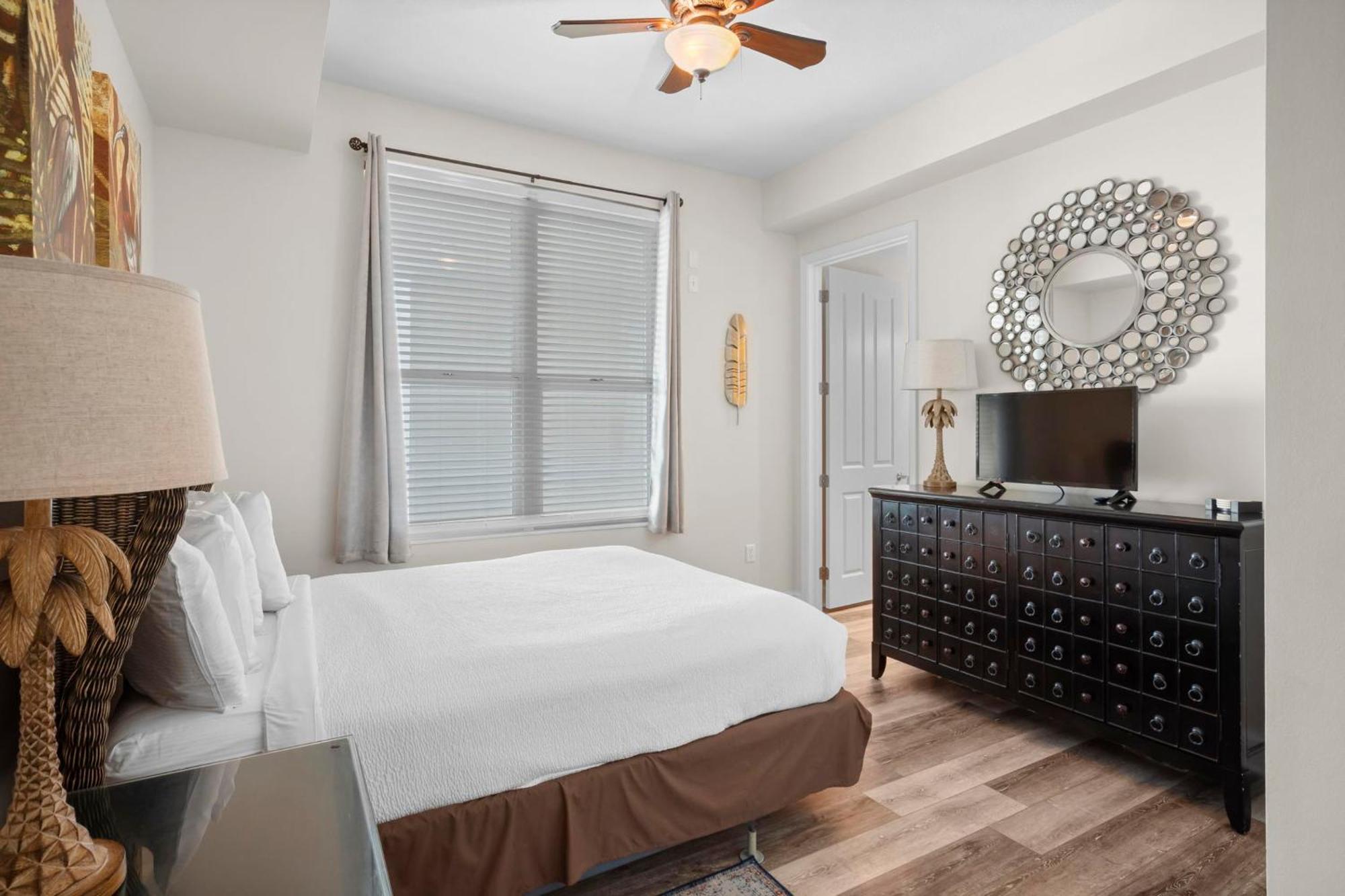 Aqua Beach Resort By Panhandle Getaways Panama City Beach Pokoj fotografie
